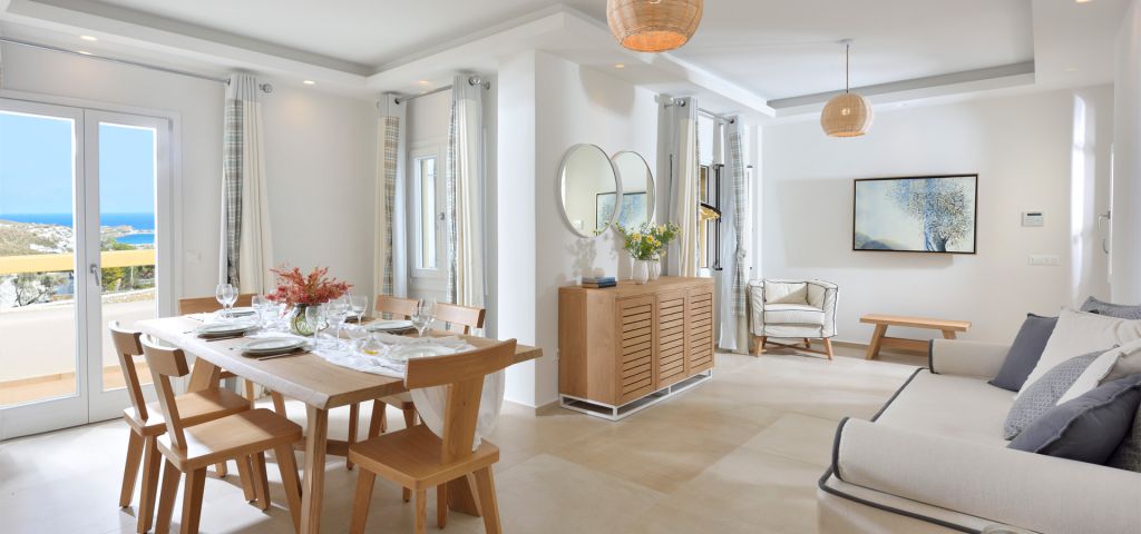 The elegant kitchen and dining area at Jenny`s Grand Villa.