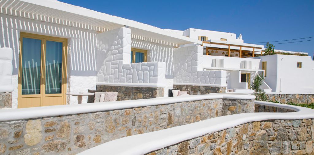 Jenny`s Summer Houses complex in Mykonos outdoor overview.